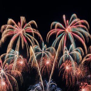 津花火大会の写真「ときめきイルミネーション（縦）【2024年】」