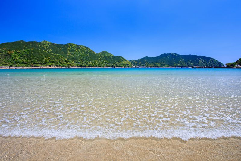 新鹿海水浴場の写真「初夏の海岸」